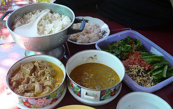 Nasi Campur, Indonesia