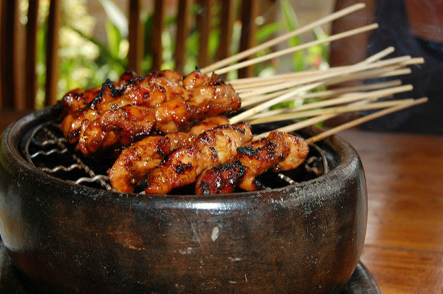 Indonesia Must Eat: Sate / Satay Ayam